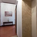 Palazzo Piccolomini Apartment