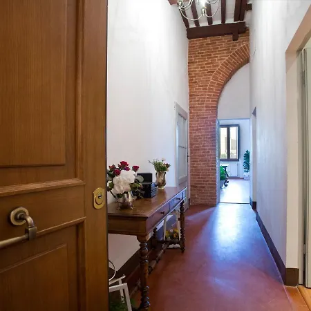 Residenza D'epoca Palazzo Piccolomini Apartamento *